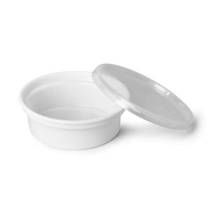 TARRINA PLASTICO 250 cc BLANCA Aptos para envasar y calentar todo tipo de comidas preparadas, sin pérdidas de líquidos. Envases de un solo uso para hostelería especialmente diseñados para poder transportar los menús, cafés y todo que puedas imaginar! Encentra tu envase entre nuestras múltiples opciones.